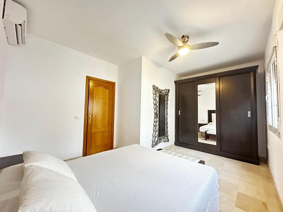 Taro Beach Home Málaga Dış mekan fotoğraf